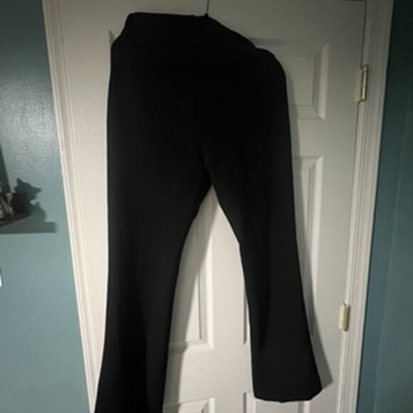 Gap Women Black Boot Cut Pants - Size 14 - Picture 2 of 4